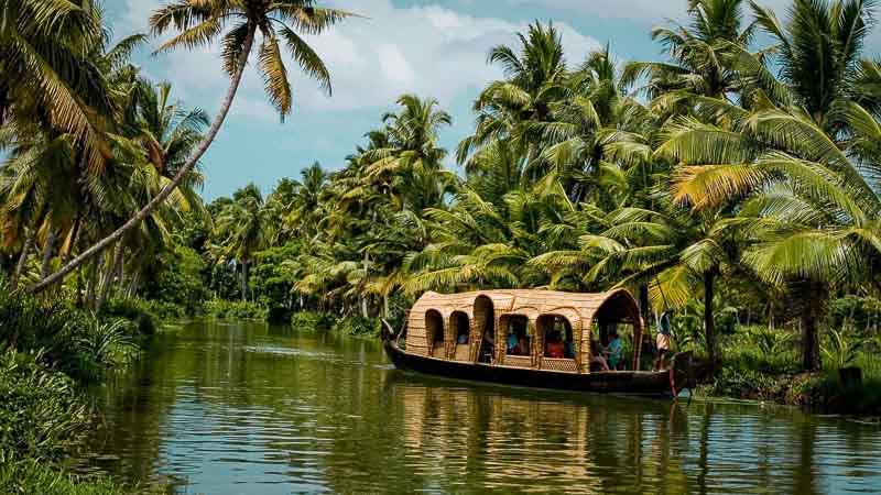 Kerala: Laid-Back Charm in Green Backwaters